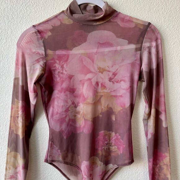 Nylon Apparel Floral Mesh Top – Size M - Picture 1 of 4